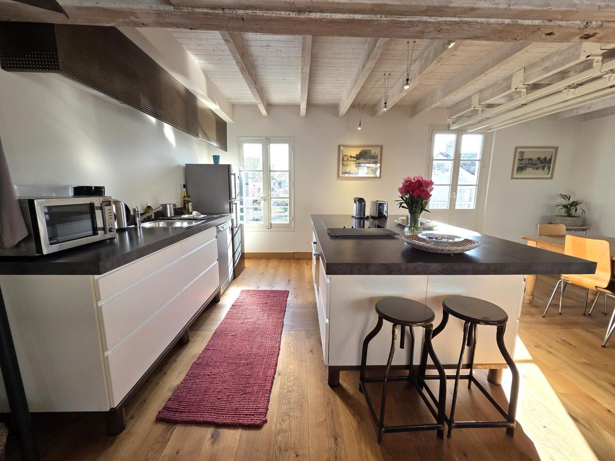 Apartamento Quai 3 Loft Moderne Et Lumineux Les Pieds Dans L'Eau Jarnac Exterior foto