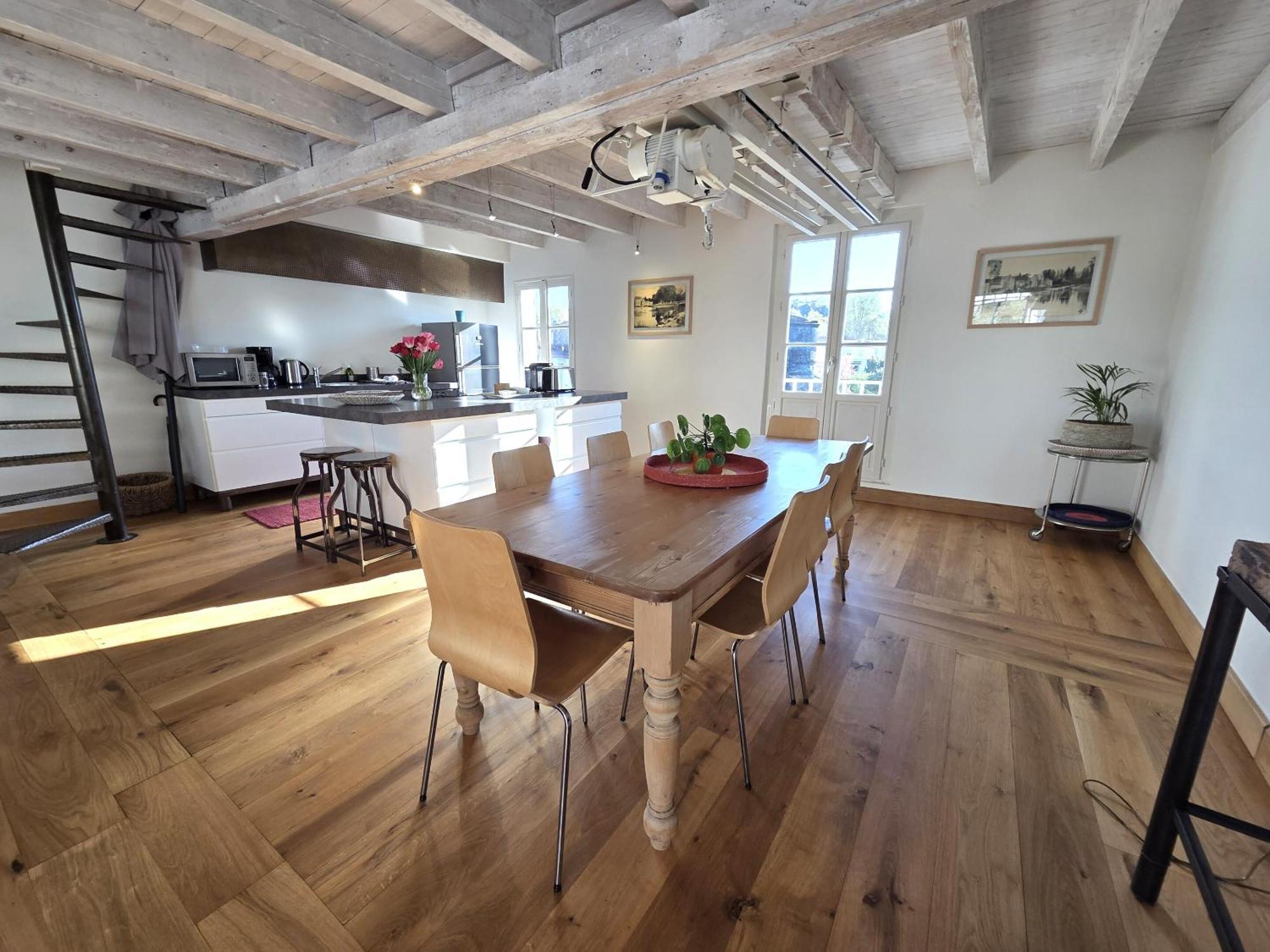 Apartamento Quai 3 Loft Moderne Et Lumineux Les Pieds Dans L'Eau Jarnac Exterior foto