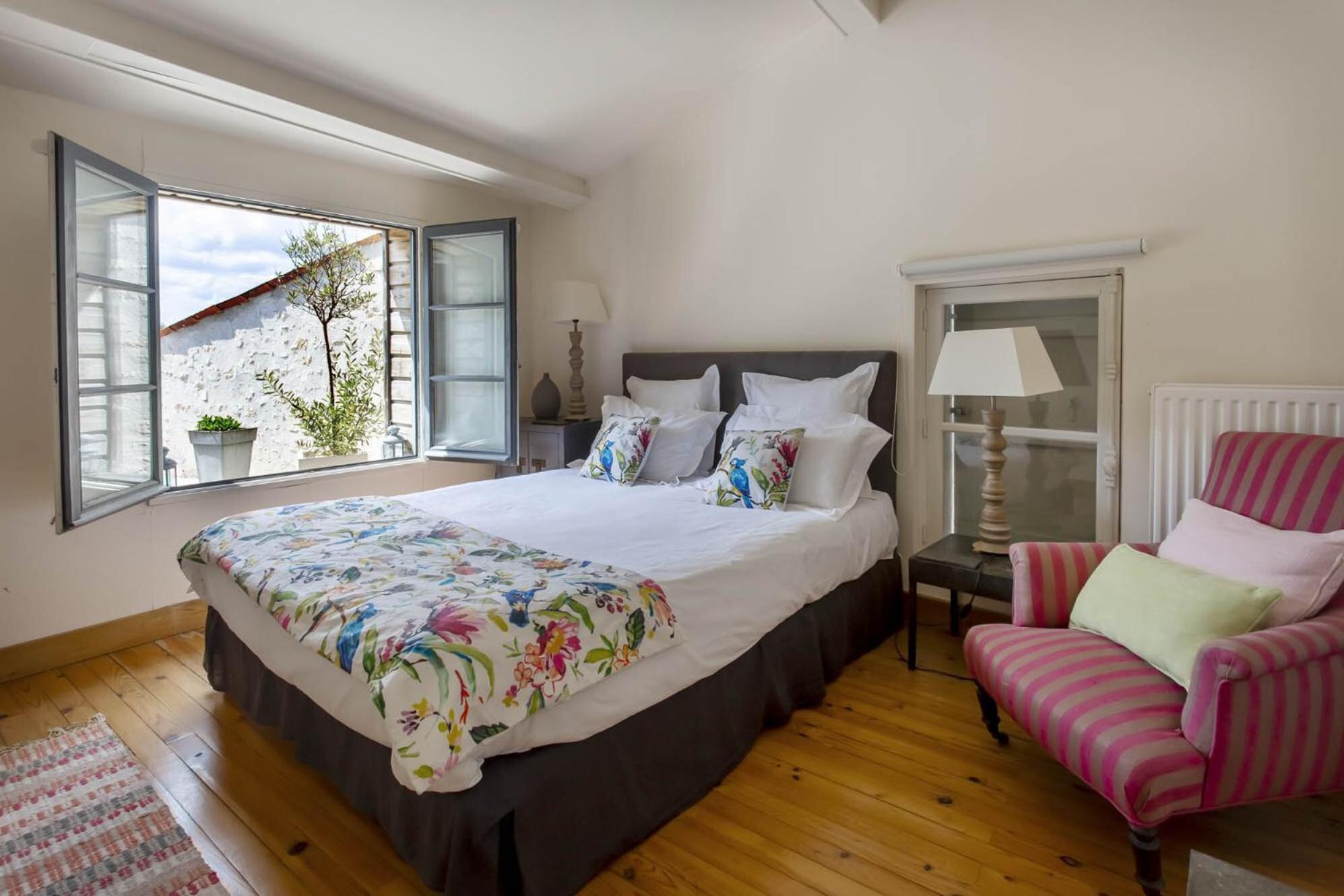 Apartamento Quai 3 Loft Moderne Et Lumineux Les Pieds Dans L'Eau Jarnac Exterior foto