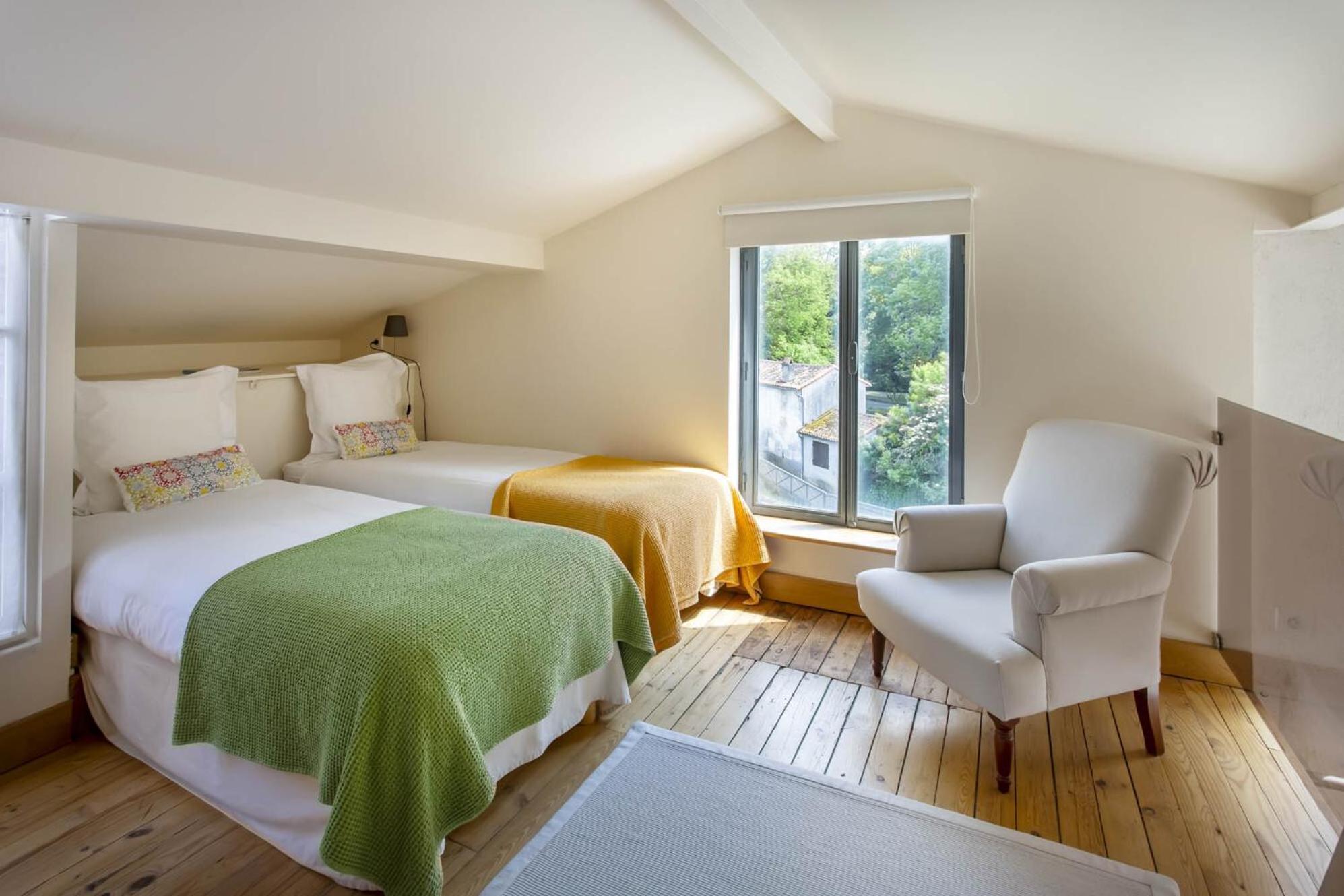 Apartamento Quai 3 Loft Moderne Et Lumineux Les Pieds Dans L'Eau Jarnac Exterior foto